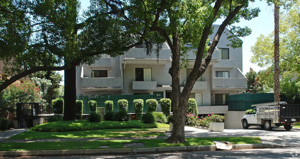 Building Photo - Wilson Apartments