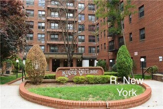 Building Photo - 1199 E 53rd St