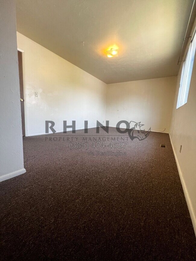 Building Photo - 475 N 1465 W