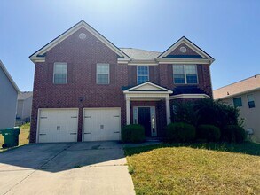 Building Photo - 495 Lory Ln