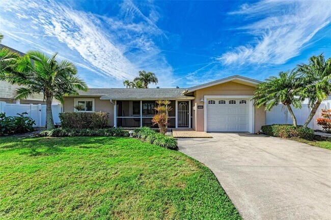Foto del edificio - 6000 Bayou Grande Blvd NE