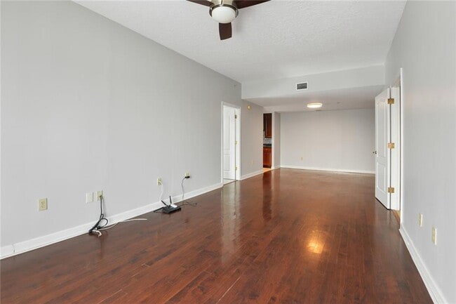 Building Photo - 195 14th St NE