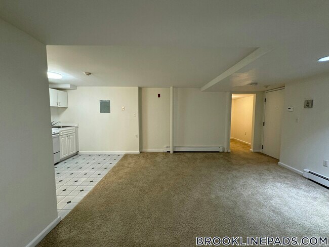 Building Photo - 1223 Beacon St