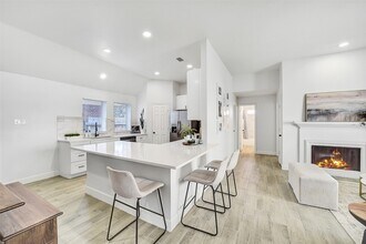 Building Photo - 12158 Bowsman Dr