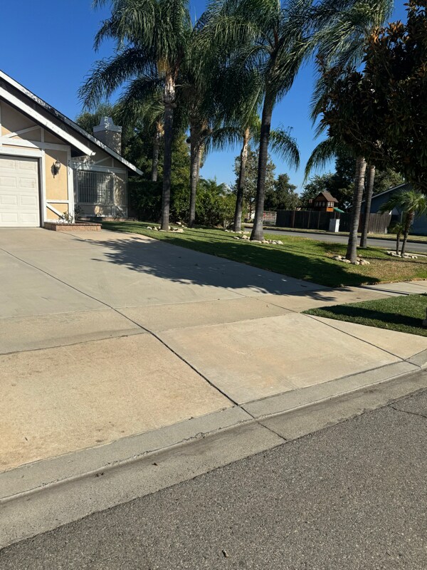 Foto del edificio - 7513 Center Ave