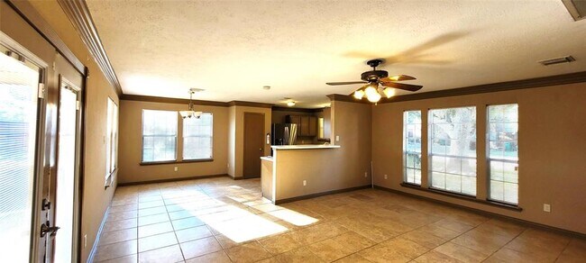 Building Photo - 3810 Cann Dr