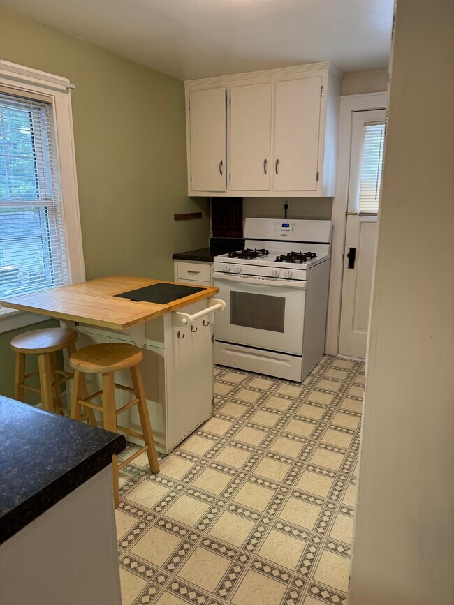 Foto del edificio - 1257 Elm Lawn St