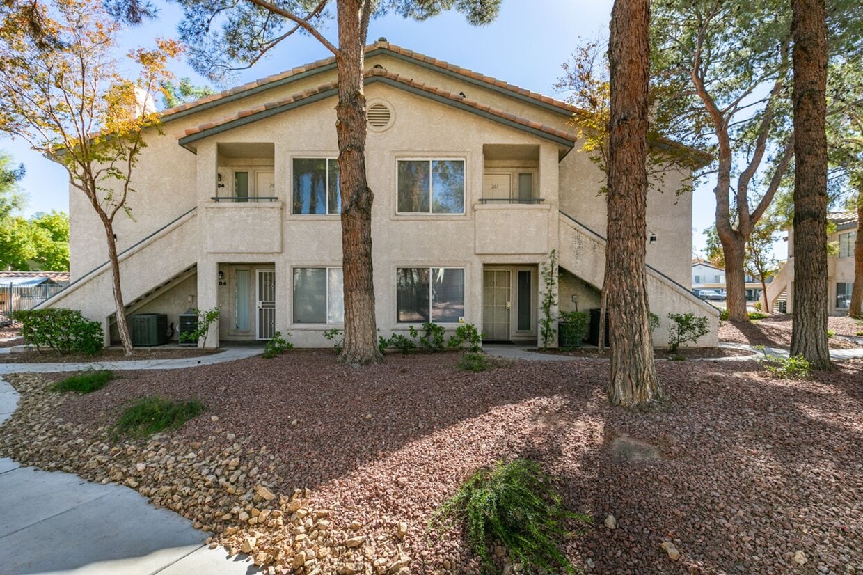 Primary Photo - Ground Floor Condo for Rent