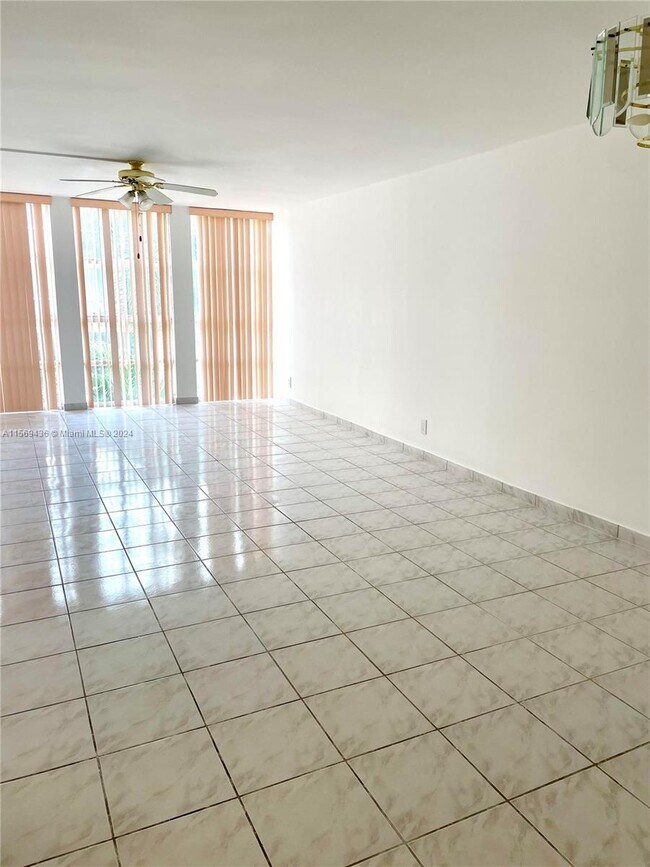 Building Photo - 851 Three Islands Boulevard
