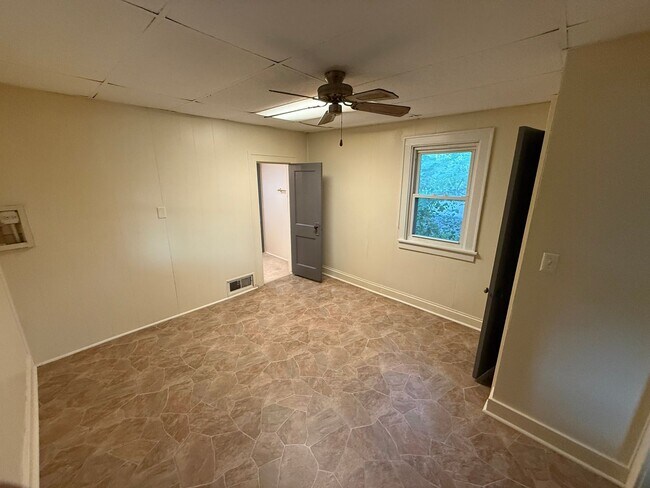 Foto del edificio - 4903 N Galena Rd