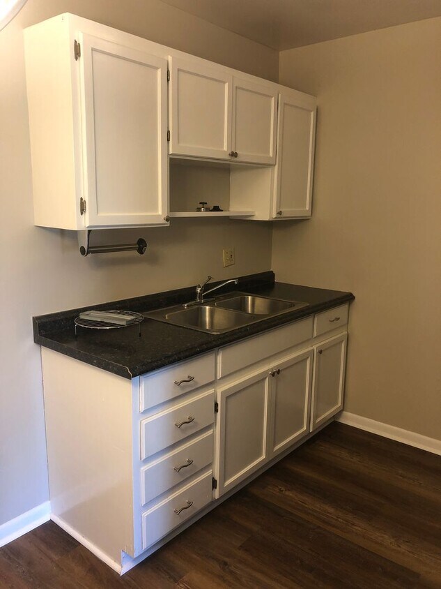 Primary Photo - Walk to Vandy and Hillsboro Village, 1 Bed...