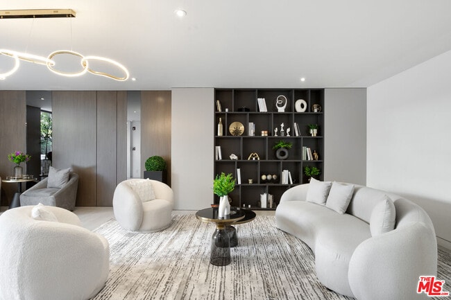 Building Photo - 10630 Wilkins Ave