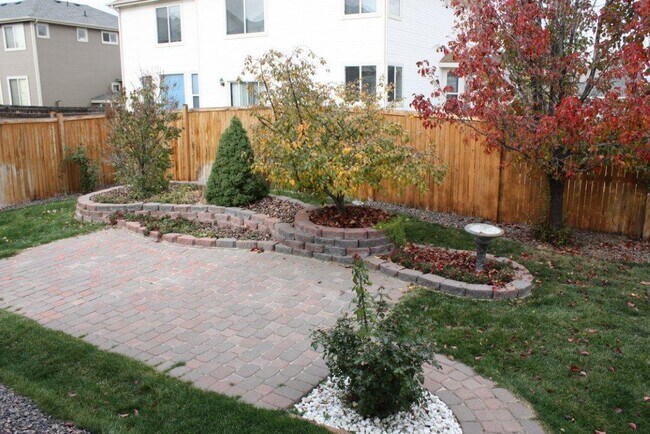 Building Photo - Spacious 4 Bed / 2.5 Bath Westminster Home