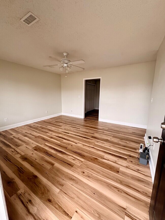 Foto del edificio - 101 Lael Ct