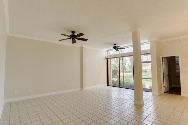 Foto del edificio - 2910 Monaco Ct