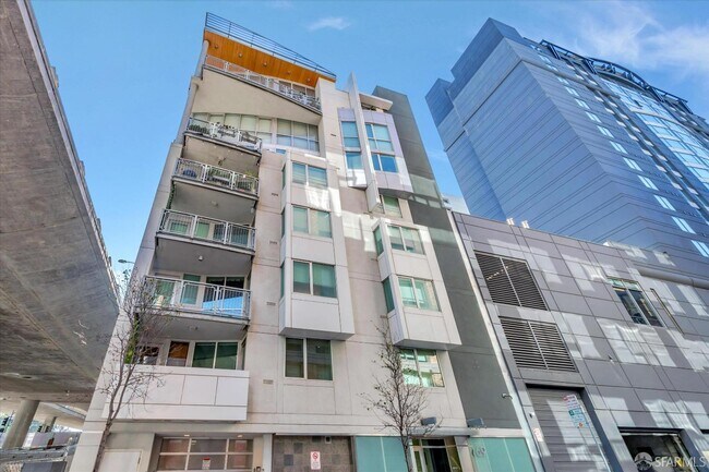 Foto del edificio - 69 Clementina St