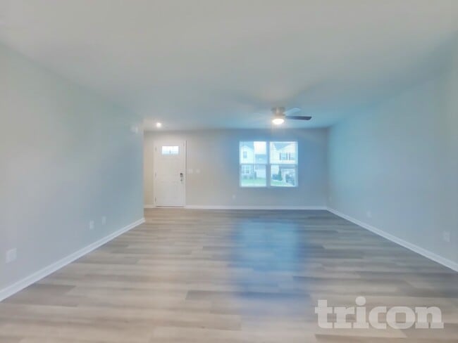 Foto del edificio - 1082 Suffolk Ln