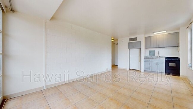 Building Photo - 445 Kaiolu St