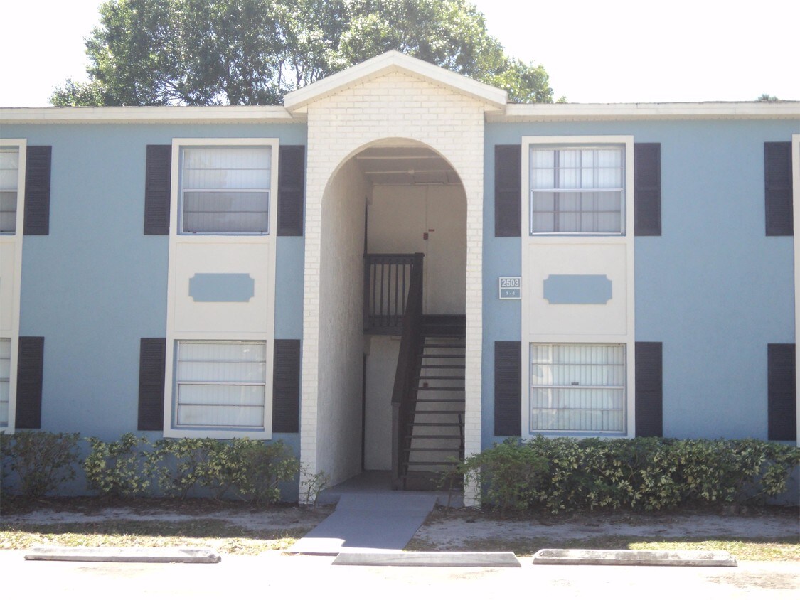 Foto principal - 2539 N Alafaya Trl