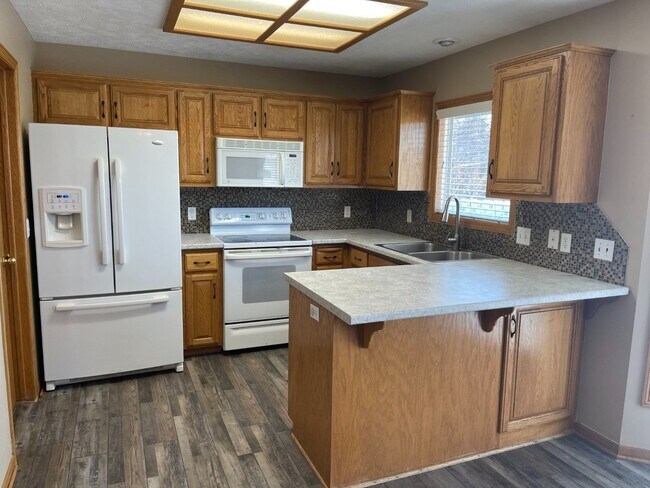Foto del edificio - Home For Rent Bellevue.