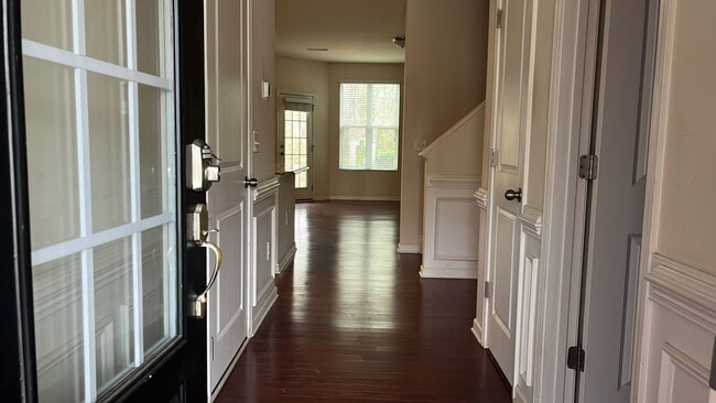 Building Photo - 702 Treviso Ln