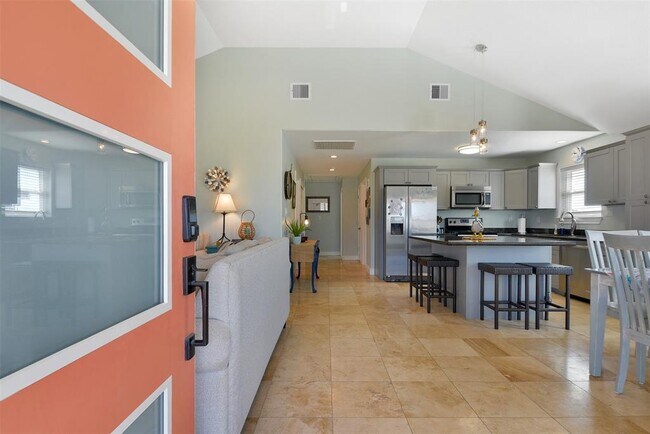 Building Photo - 4019 Fort Bend Dr