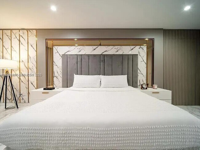 Foto del edificio - 851 NE 1st Ave