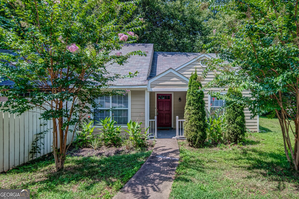 5145 Hill Farm Dr NE, Woodstock, GA 30188 House Rental in Woodstock