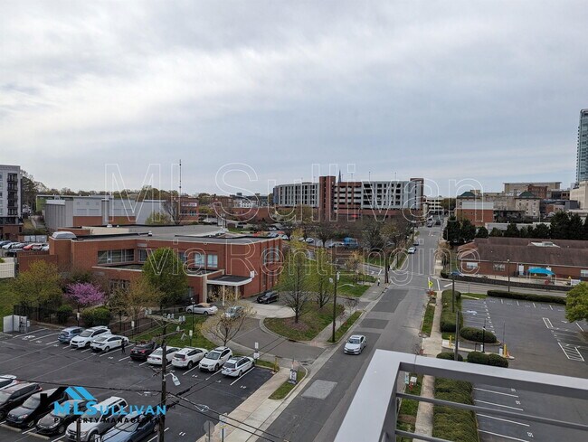 Foto del edificio - 214 Hunt St
