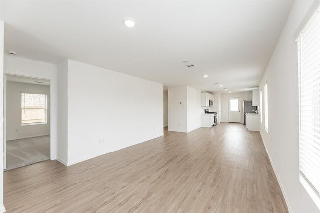 Building Photo - 7347 Greenbriar Cayon Ln