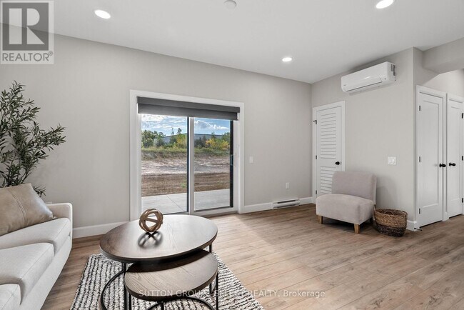 Photo du bâtiment - 13 Moonlight Ct