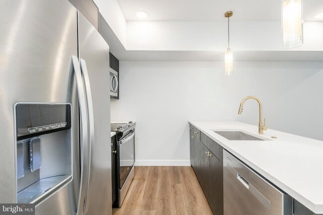 Photo - 1102 Germantown Ave Apartment