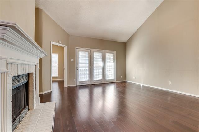 Foto del edificio - 12660 Hillcrest Rd