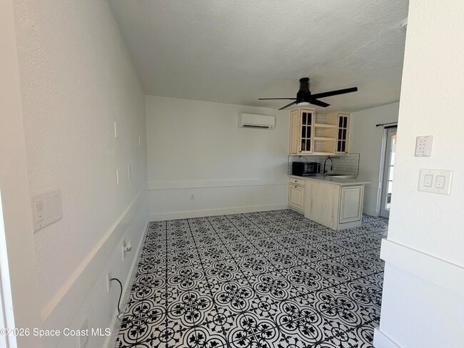 Foto del edificio - 1454 Guava Ave