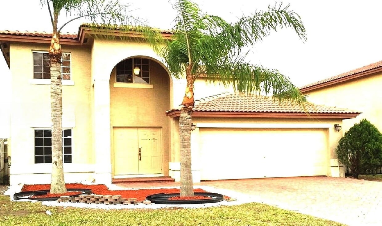 Photo - 13425 Southwest 122nd Avenue, FOUR LAKES, Miami, FL 33186 - 4 BR 3 BA Single-Family Home
