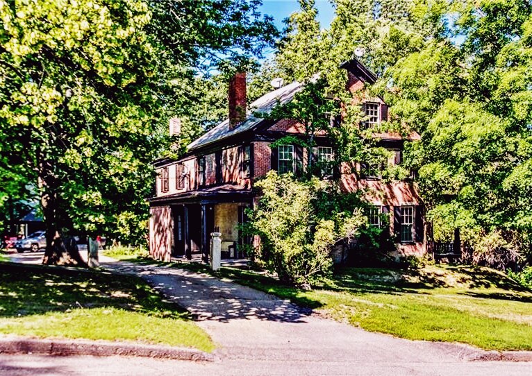 Primary Photo - 113 Winthrop St