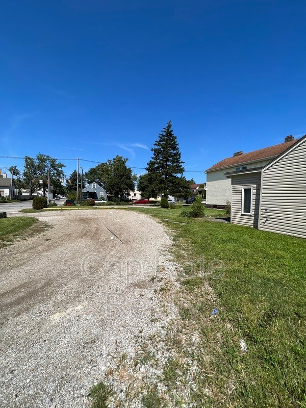 1043 E 17th Ave, Columbus, OH 43211 House Rental in Columbus, OH