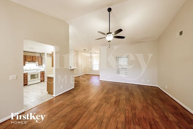 Building Photo - 443 Mountain Crest Dr
