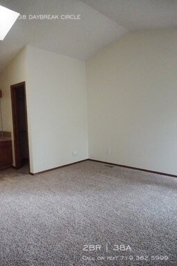 Building Photo - 3 Story Townhome in Pinon Sun!