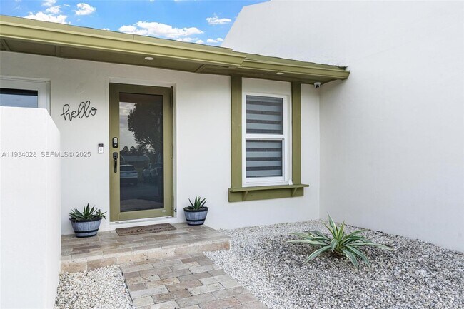 Foto del edificio - 10955 SW 122nd Pl