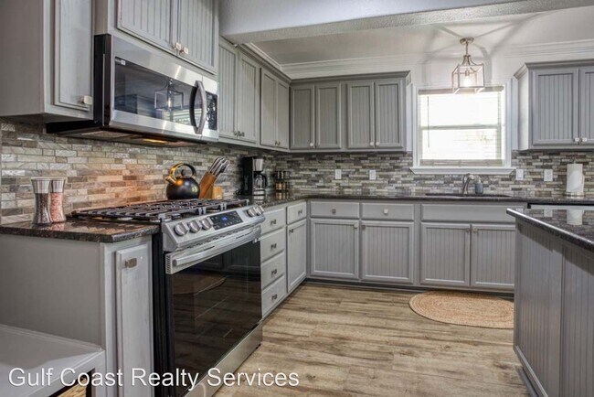 Building Photo - 3 br, 2 bath House - 100 Ocean View Place