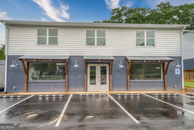 Building Photo - 224 Alcovy St