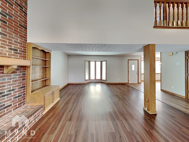 Foto del edificio - 801 Ashford Glen Dr