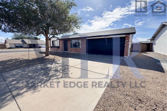 Building Photo - 3Bed/2Bath Home at Olive Ave/103rd Ave! Ready for Immediate Move-In! -- RV GATE! NO HOA!