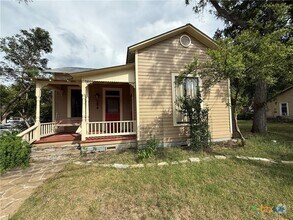 Building Photo - 294 Tolle St