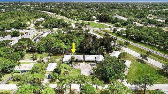 Foto del edificio - 4700 SE Compass Way