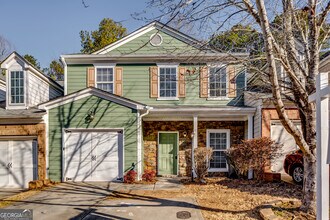 Building Photo - 6269 Colonial Vw