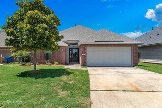 Building Photo - 3287 Grand Lake Dr
