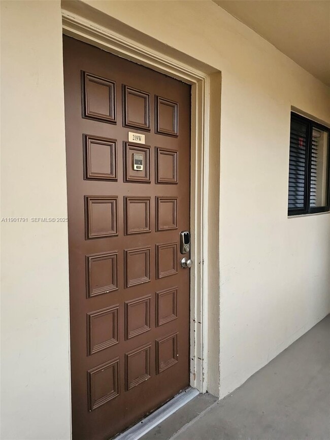 Foto del edificio - 8415 SW 107th Ave