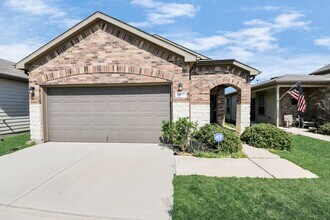 Building Photo - 14626 Sierra Garden Dr